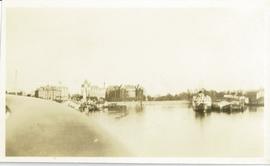 Victoria inner Harbour; Empress hotel in background